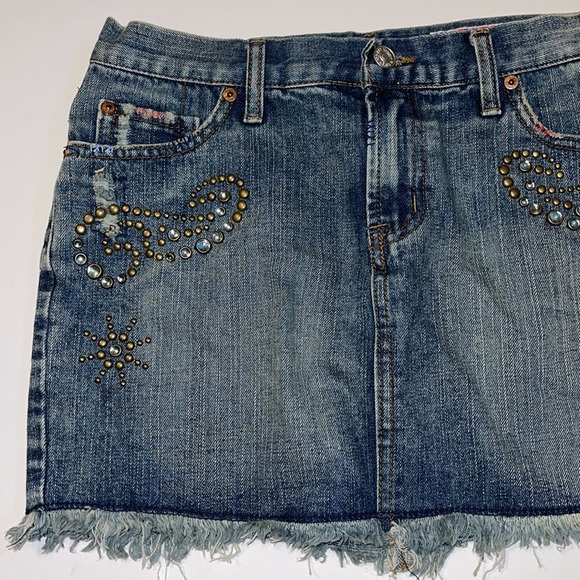 7 for All Mankind “Great China Wall” Distressed Denim Skirt - Women’s Size 28 - Picture 4 of 9